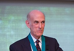 Photograph of Stephen J. Lippard, recipient of the American Institute of Chemists Gold Medal, awarded  10 May 2017, at the  Chemical Heritage Foundation.
