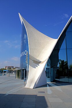 Oceanografic, ontworpen door Félix Candela, in de Ciudad de las Arte y de las Ciencias, Valencia.