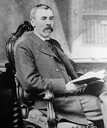 Photo du mathématicien britannique Henry Frederick Baker (1866– 1956).