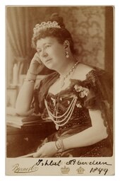 Carte de visite photograph with signature (