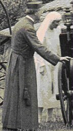 John Ward standing next to his second wife Jessie about 1936