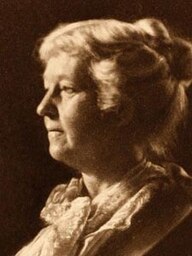 Photo of Madeline Yale Wynne from the dedication page of a 1918 book