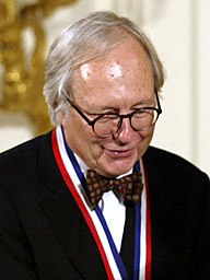 James E. Darnell receiving the 2002 National Medal for Science