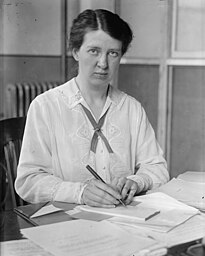Title: VAN GLECK, MARY
Abstract/medium: Harris & Ewing photograph collection

Physical description: 1 negative :